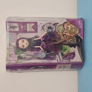 ON HOLD - Raven Queen Ever After High Mattel Doll NWT 2013 EAH